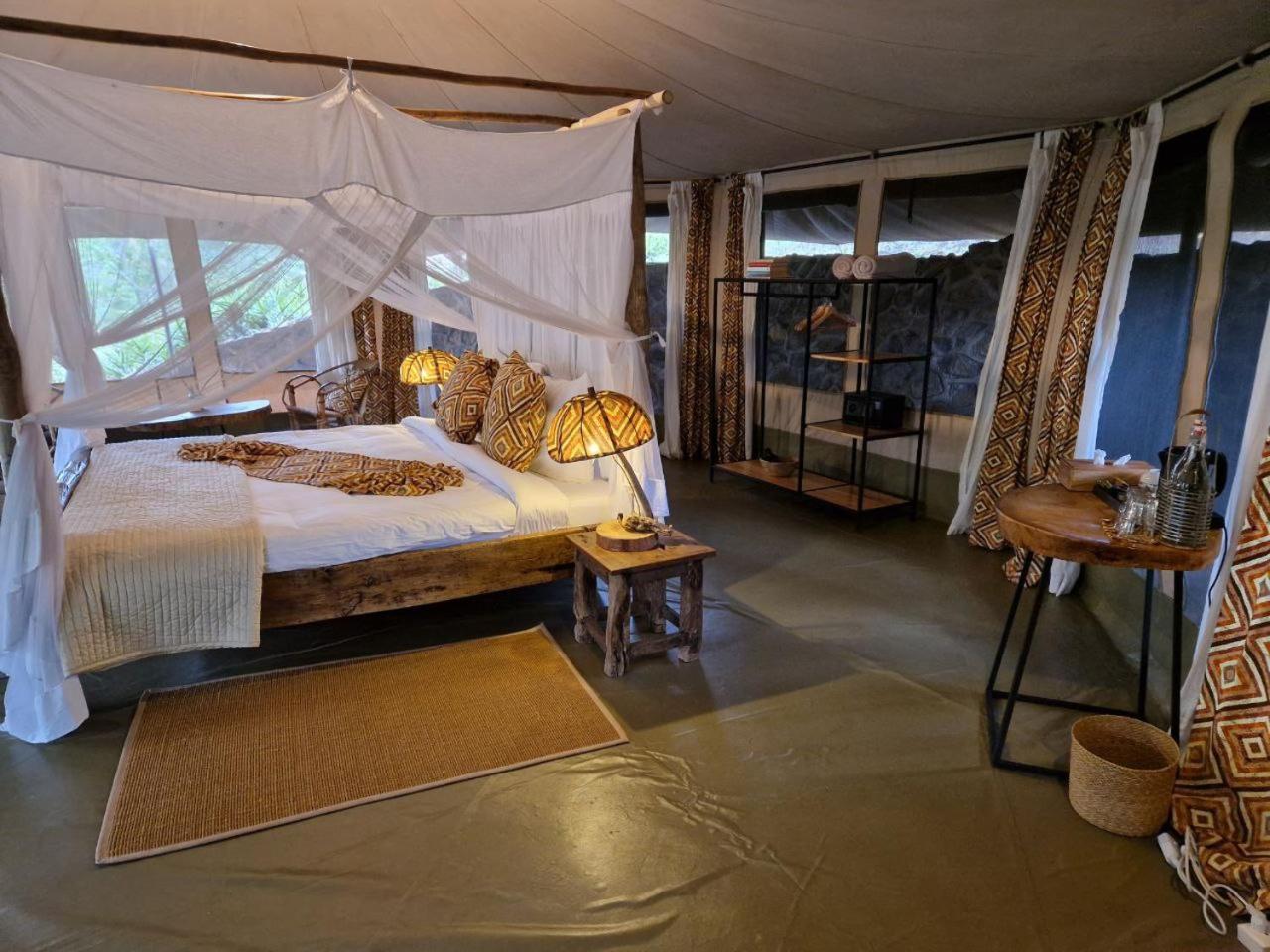 Dolly Farm & River Camp, Luxury Tents Usa River Esterno foto